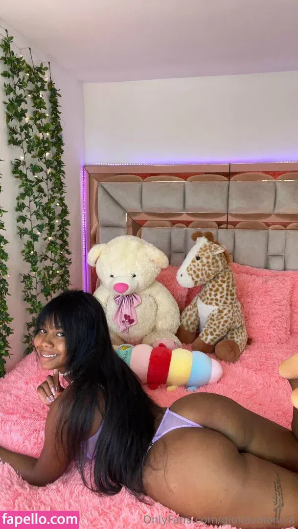 Giuliavalencia Onlyfans Photo Gallery 