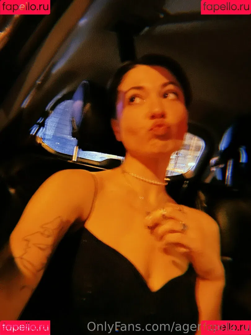 agentgirl2_0 Onlyfans Photo Gallery 