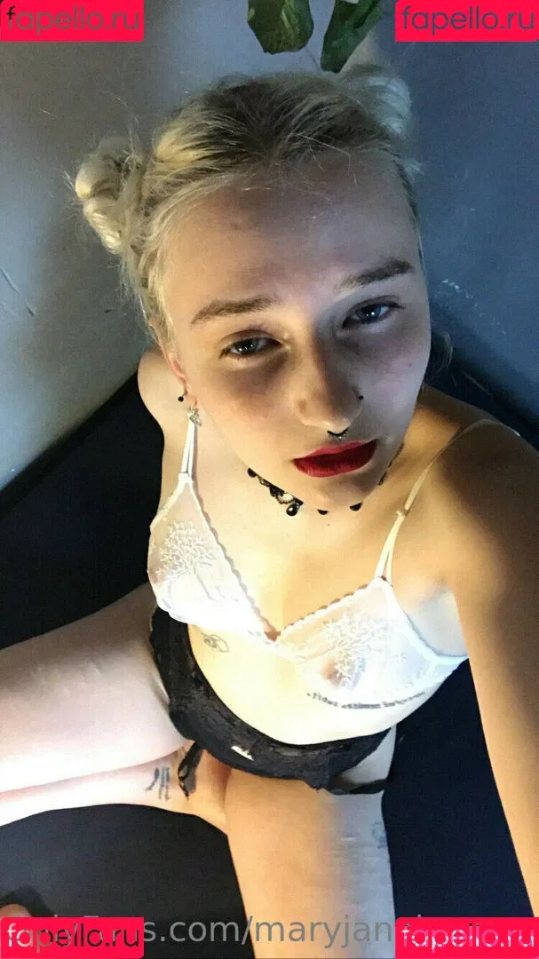 maryjanakrasnapanna Onlyfans Photo Gallery 