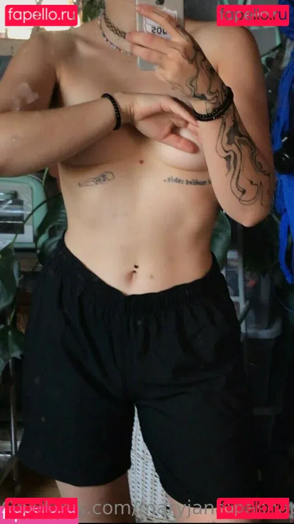 maryjanakrasnapanna Onlyfans Photo Gallery 