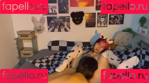 ellekampong Onlyfans Photo Gallery 