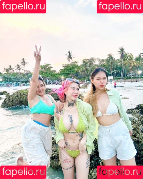 ellekampong Onlyfans Photo Gallery 