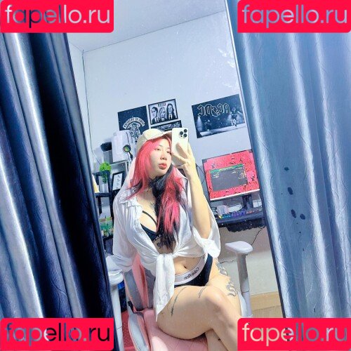 ellekampong Onlyfans Photo Gallery 