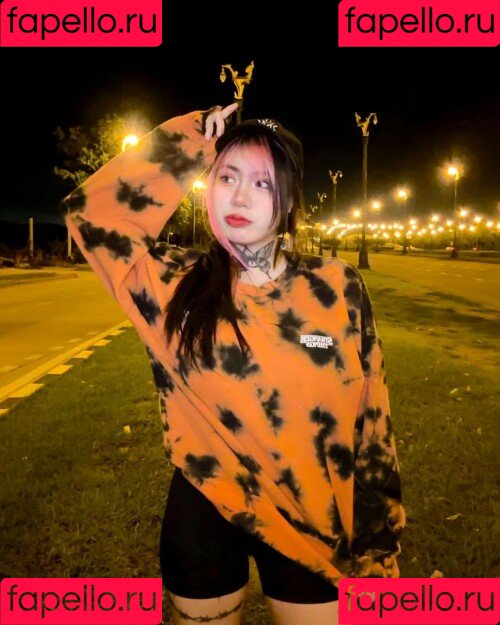 ellekampong Onlyfans Photo Gallery 