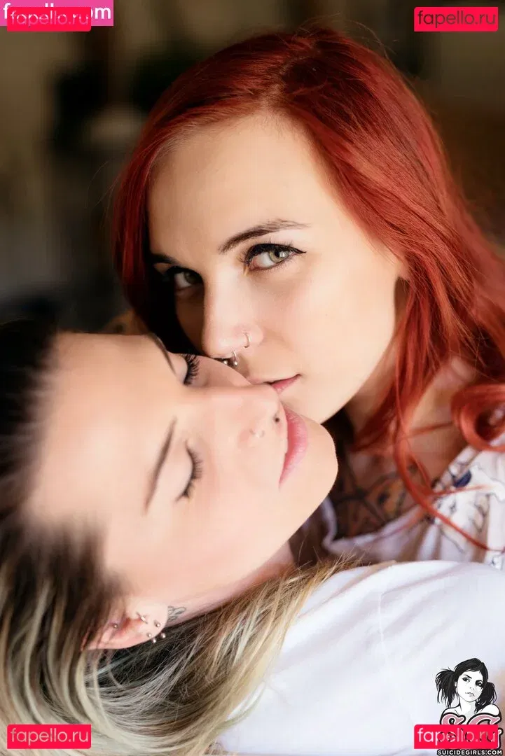 mandeelou Onlyfans Photo Gallery 