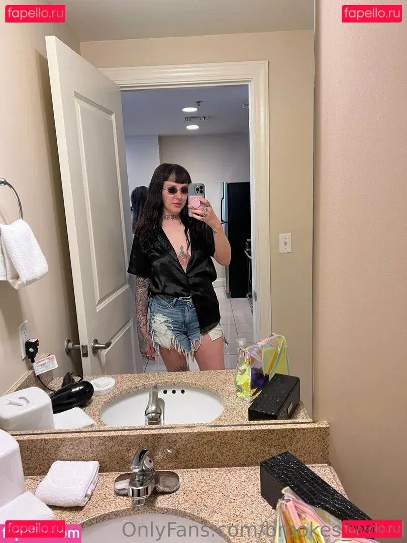 brookes_world Onlyfans Photo Gallery 