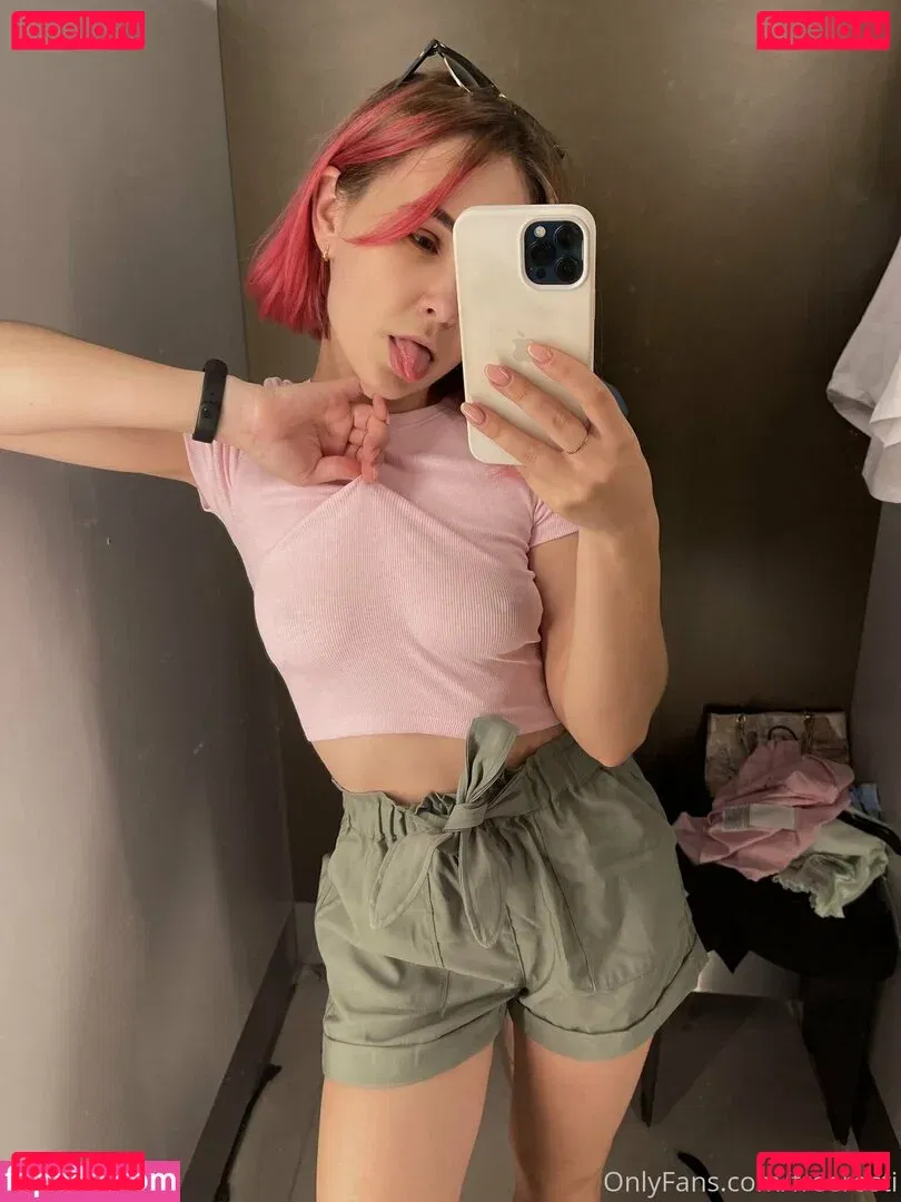 freerosti Onlyfans Photo Gallery 