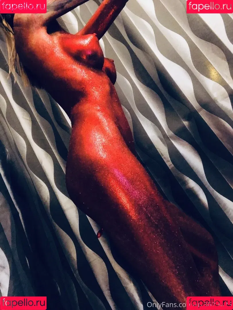 hotfallingdevil Onlyfans Photo Gallery 