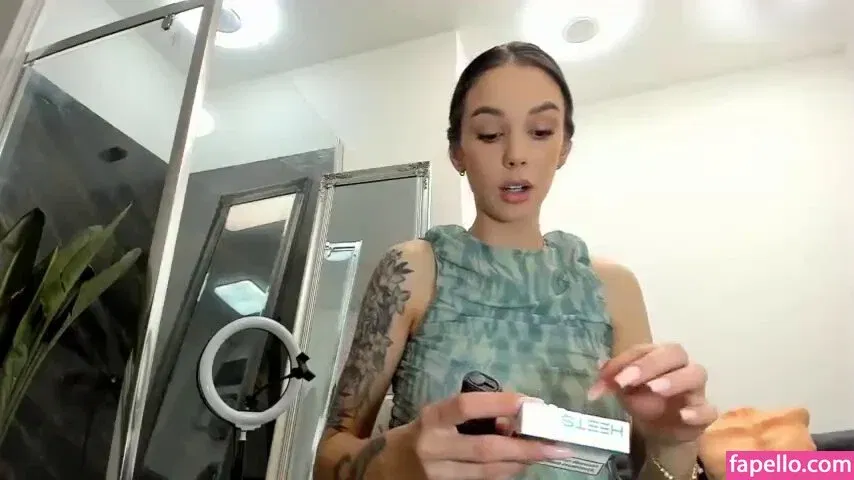 hotfallingdevil Onlyfans Photo Gallery 