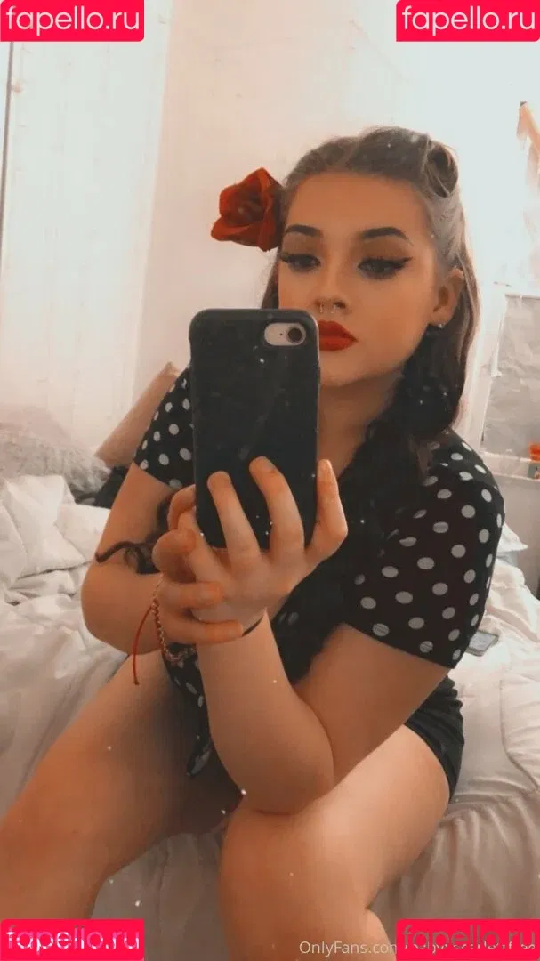 babyxscarlettfree Onlyfans Photo Gallery 