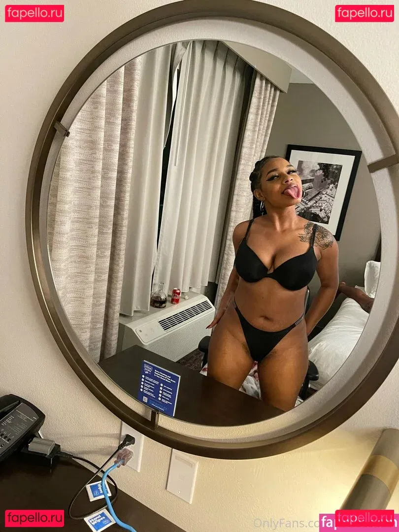 secretsiren Onlyfans Photo Gallery 