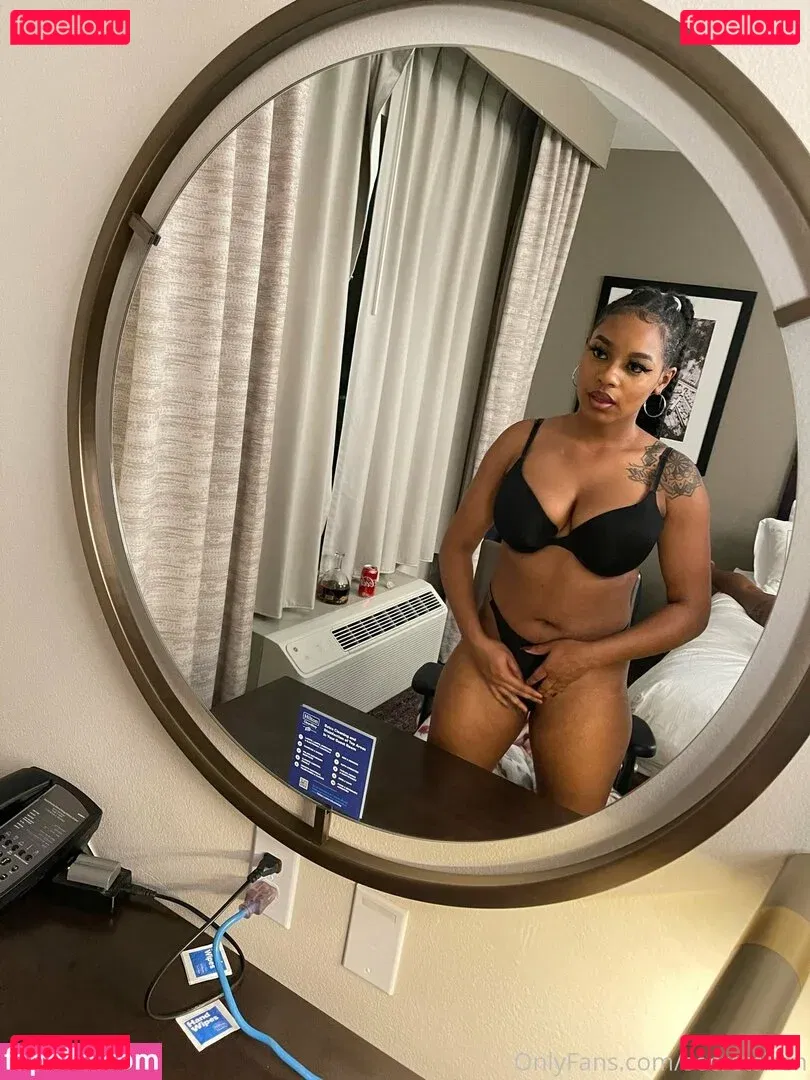 secretsiren Onlyfans Photo Gallery 