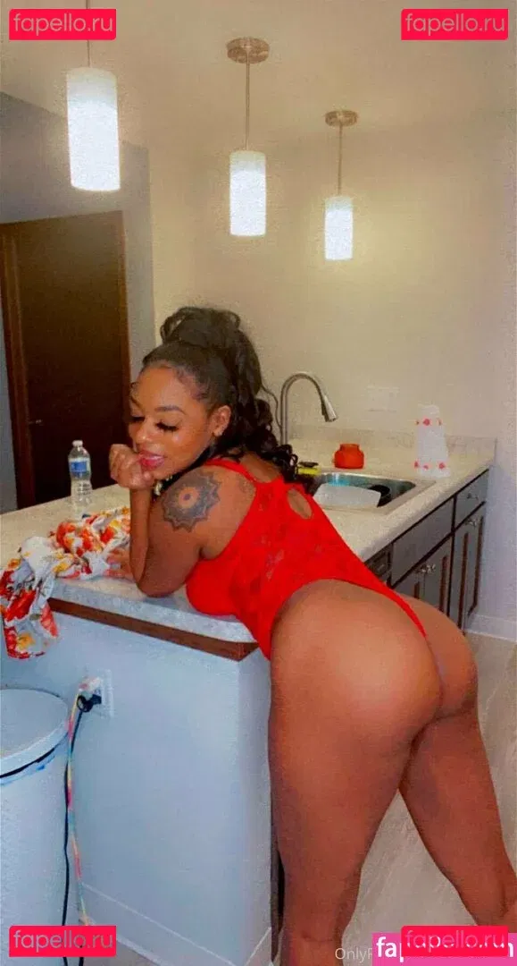 secretsiren Onlyfans Photo Gallery 