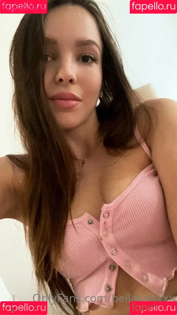 bellakissxxx Onlyfans Photo Gallery 
