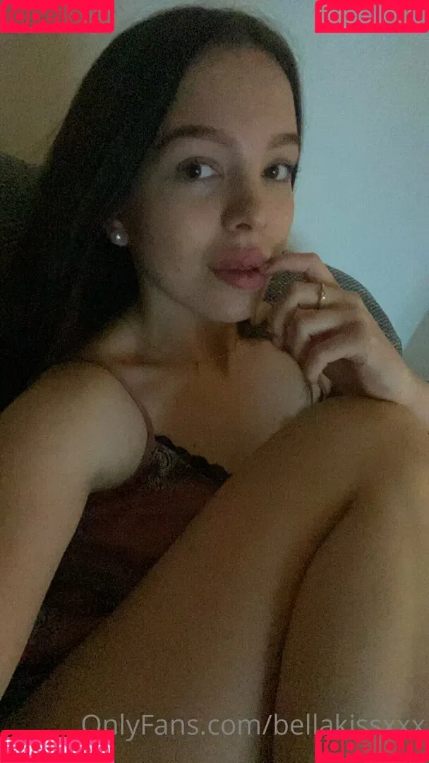 bellakissxxx Onlyfans Photo Gallery 