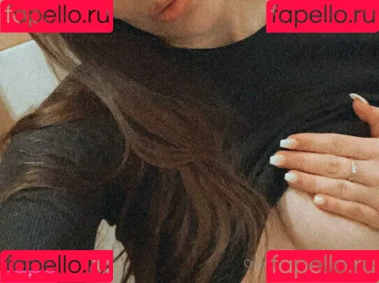 bellakissxxx Onlyfans Photo Gallery 