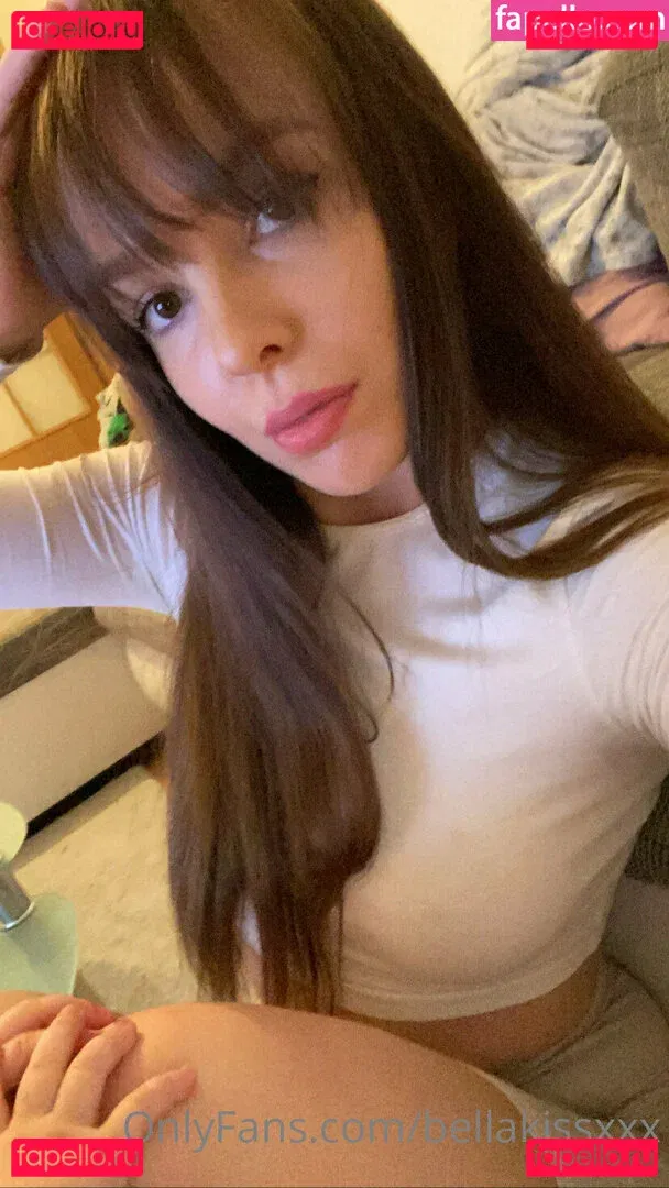bellakissxxx Onlyfans Photo Gallery 