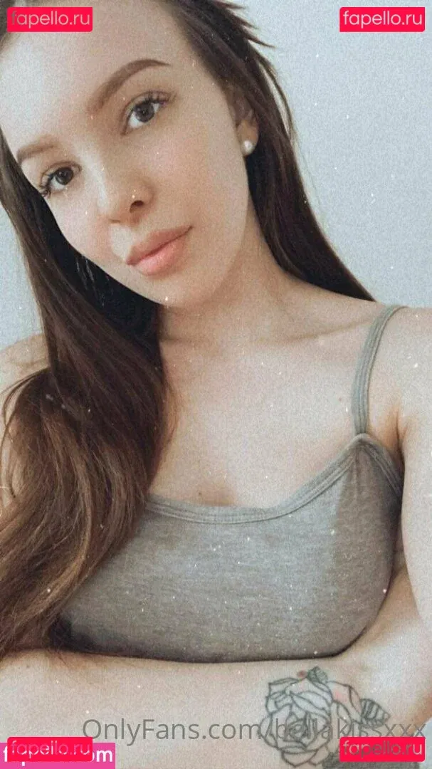 bellakissxxx Onlyfans Photo Gallery 