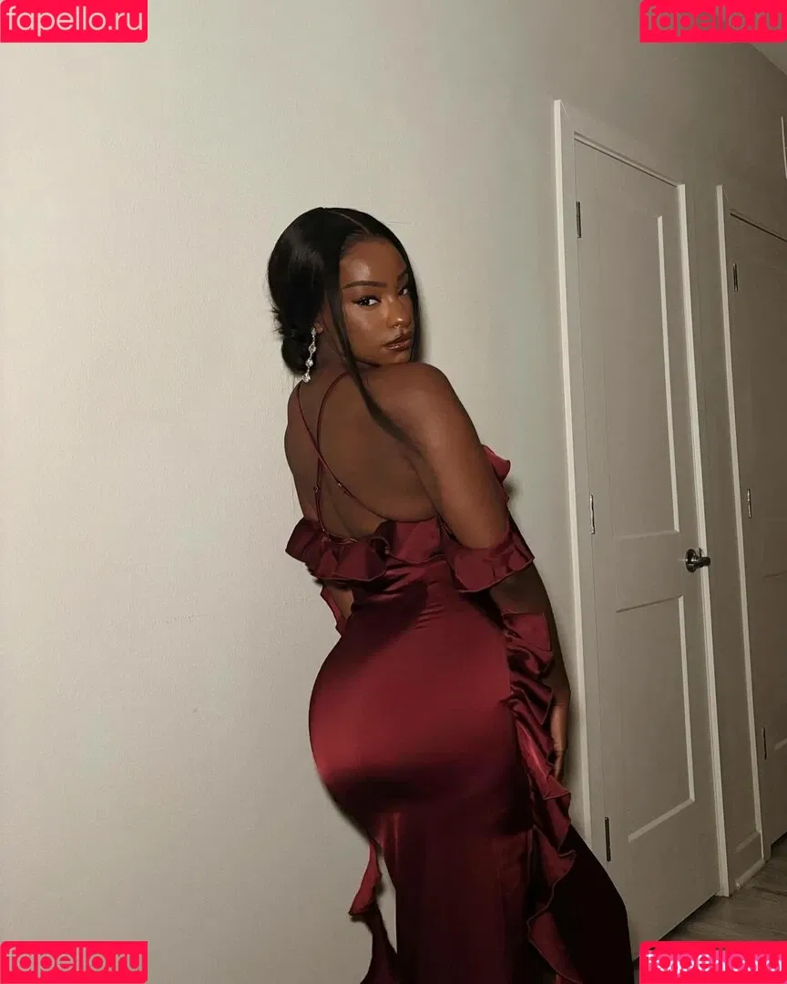 Savannah Perkins Onlyfans Photo Gallery 