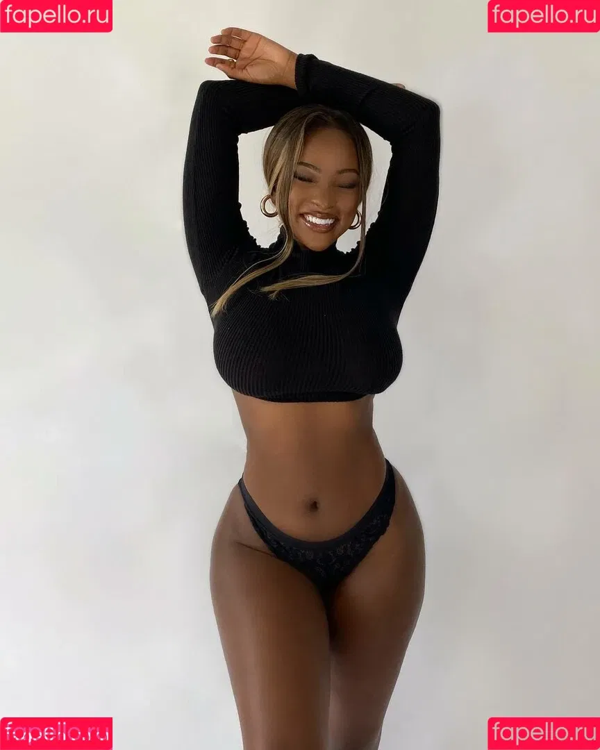 Savannah Perkins Onlyfans Photo Gallery 