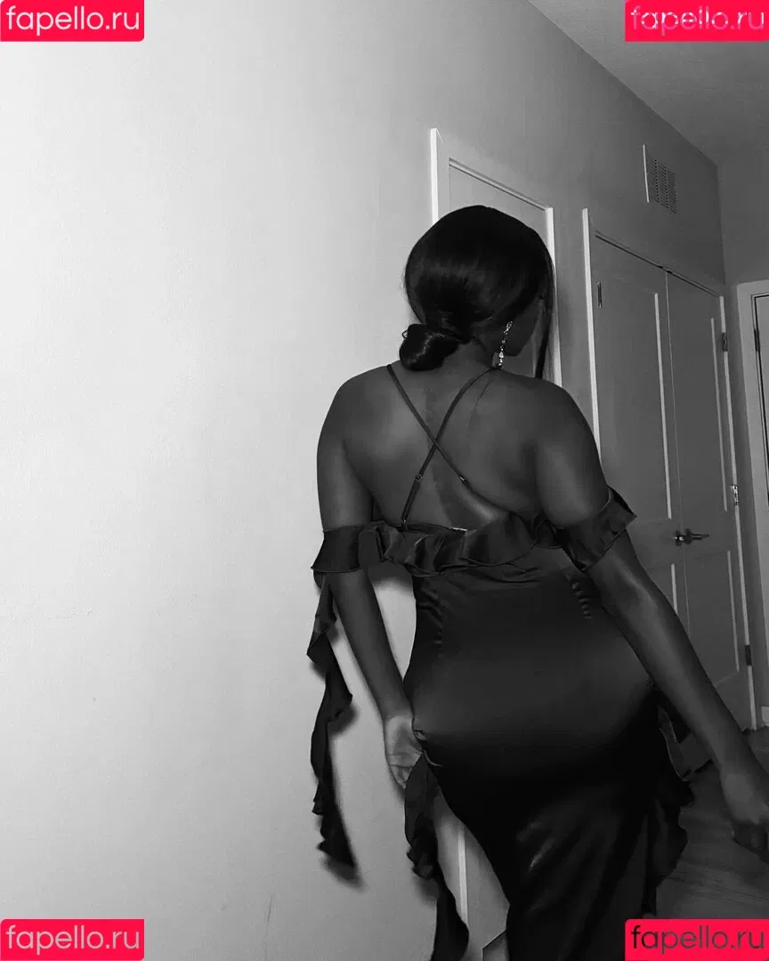 Savannah Perkins Onlyfans Photo Gallery 