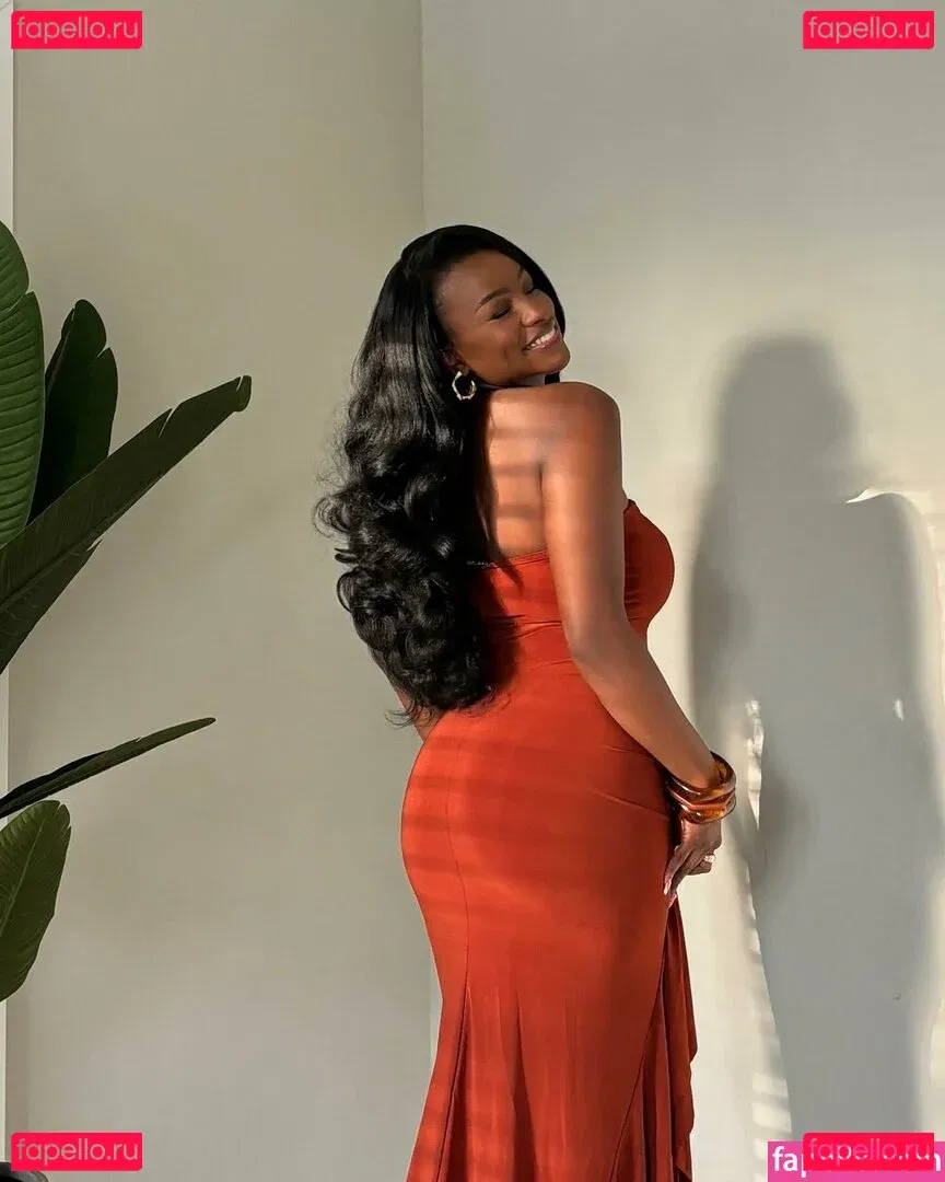 Savannah Perkins Onlyfans Photo Gallery 