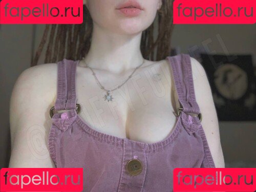 Yvii Onlyfans Photo Gallery 