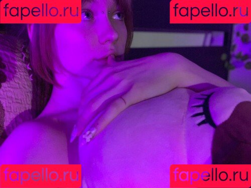 Yvii Onlyfans Photo Gallery 