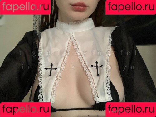 Yvii Onlyfans Photo Gallery 