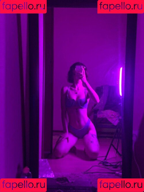 Yvii Onlyfans Photo Gallery 