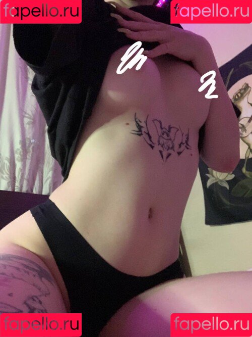 Yvii Onlyfans Photo Gallery 