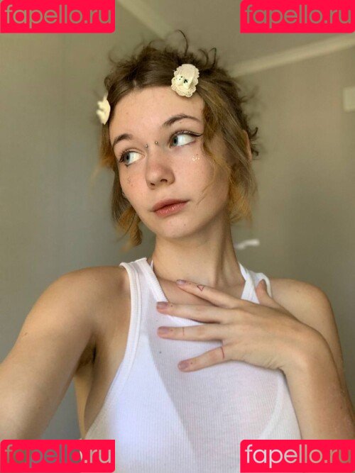 Yvii Onlyfans Photo Gallery 