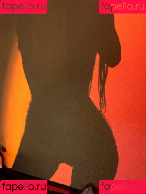 Yvii Onlyfans Photo Gallery 