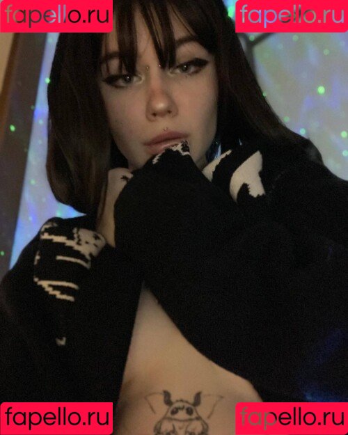 Yvii Onlyfans Photo Gallery 