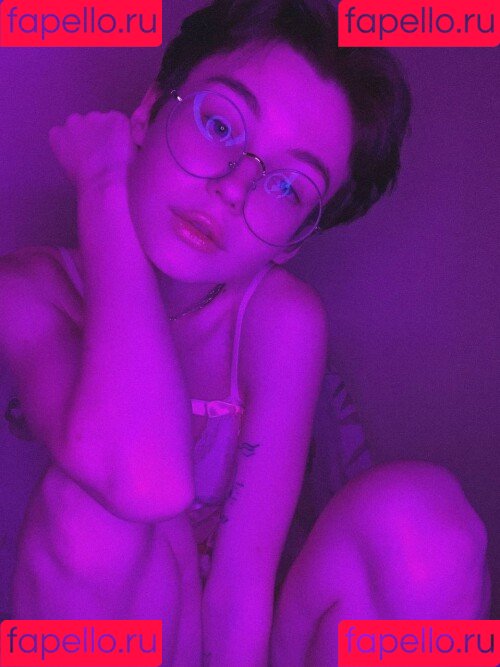 Yvii Onlyfans Photo Gallery 