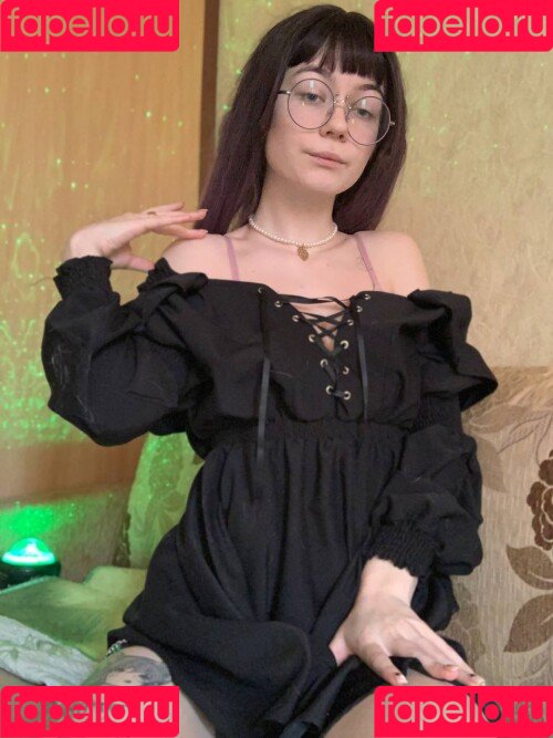 Yvii Onlyfans Photo Gallery 