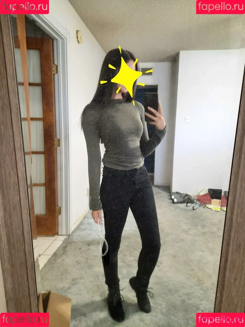 NobodyByMitski Onlyfans Photo Gallery 