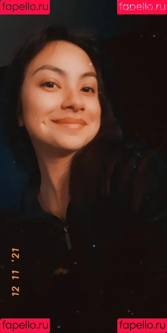 NobodyByMitski Onlyfans Photo Gallery 