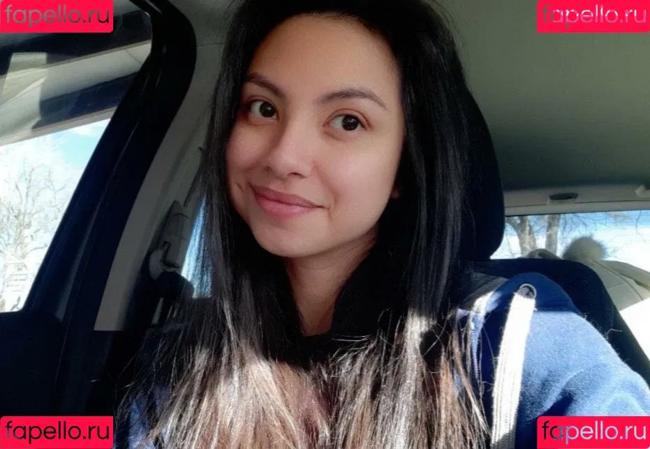 NobodyByMitski Onlyfans Photo Gallery 