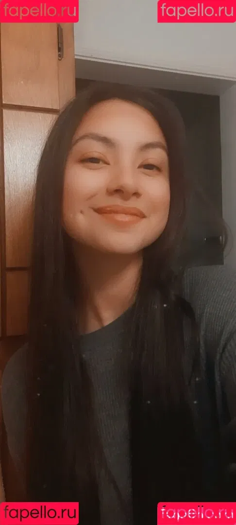 NobodyByMitski Onlyfans Photo Gallery 
