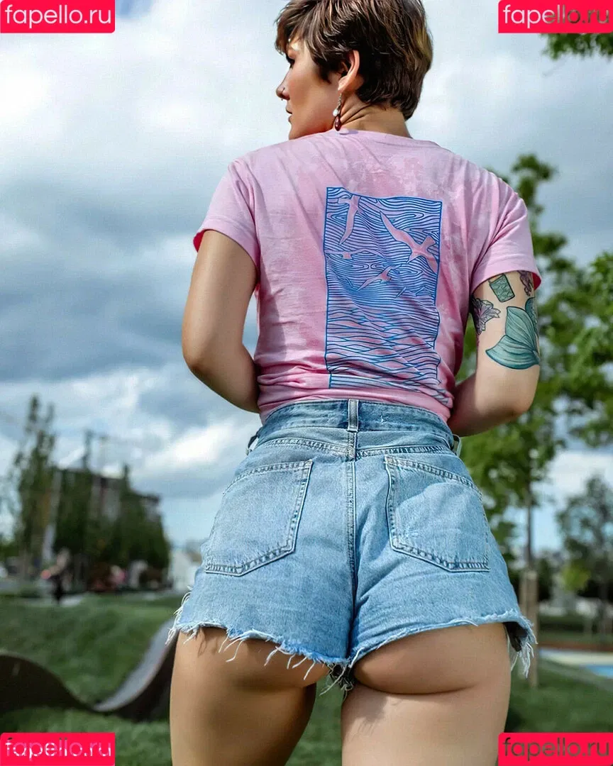 Miss.lady.bug Onlyfans Photo Gallery 