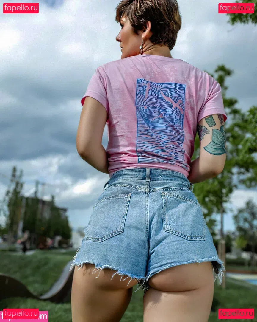 Miss.lady.bug Onlyfans Photo Gallery 