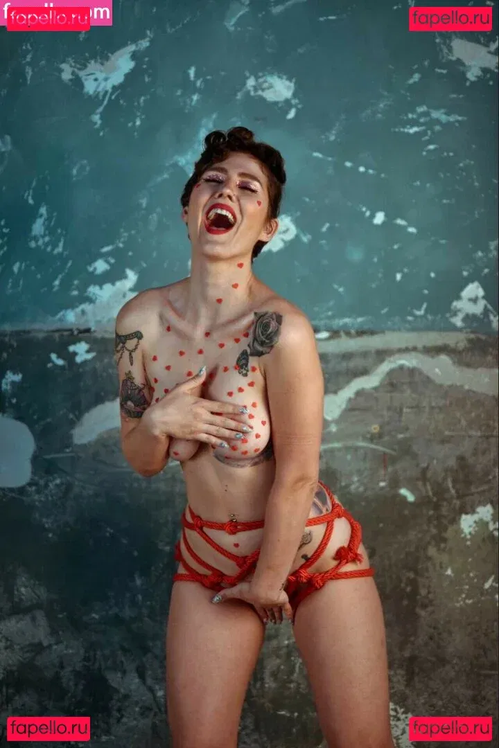 Miss.lady.bug Onlyfans Photo Gallery 