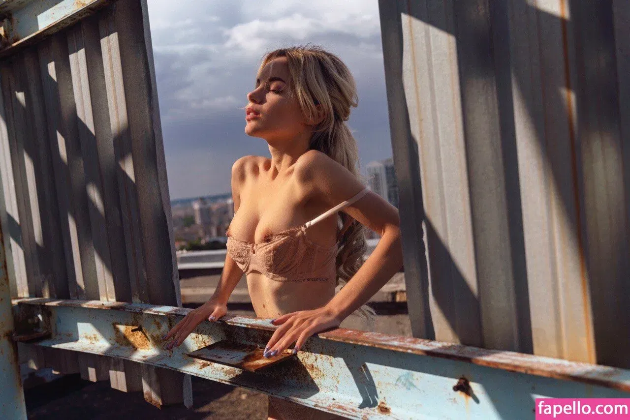 Nadia Rusu Onlyfans Photo Gallery 