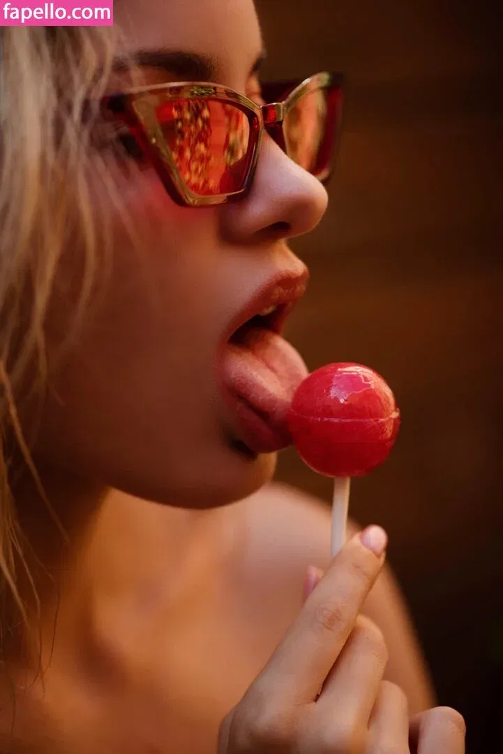 Nadia Rusu Onlyfans Photo Gallery 