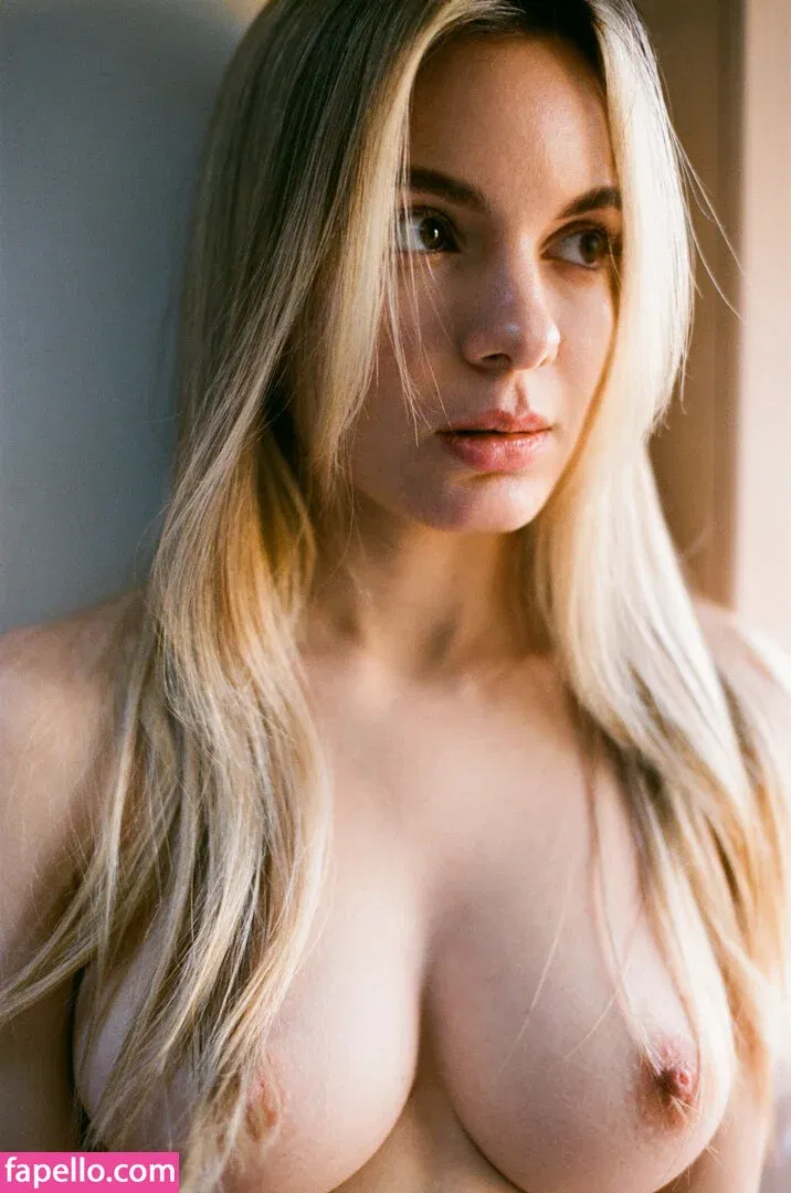 Nadia Rusu Onlyfans Photo Gallery 