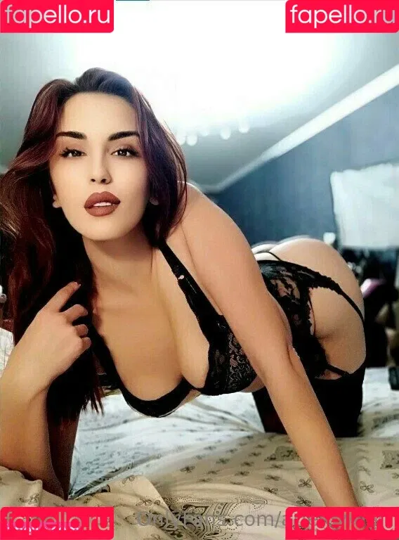 arielqween Onlyfans Photo Gallery 