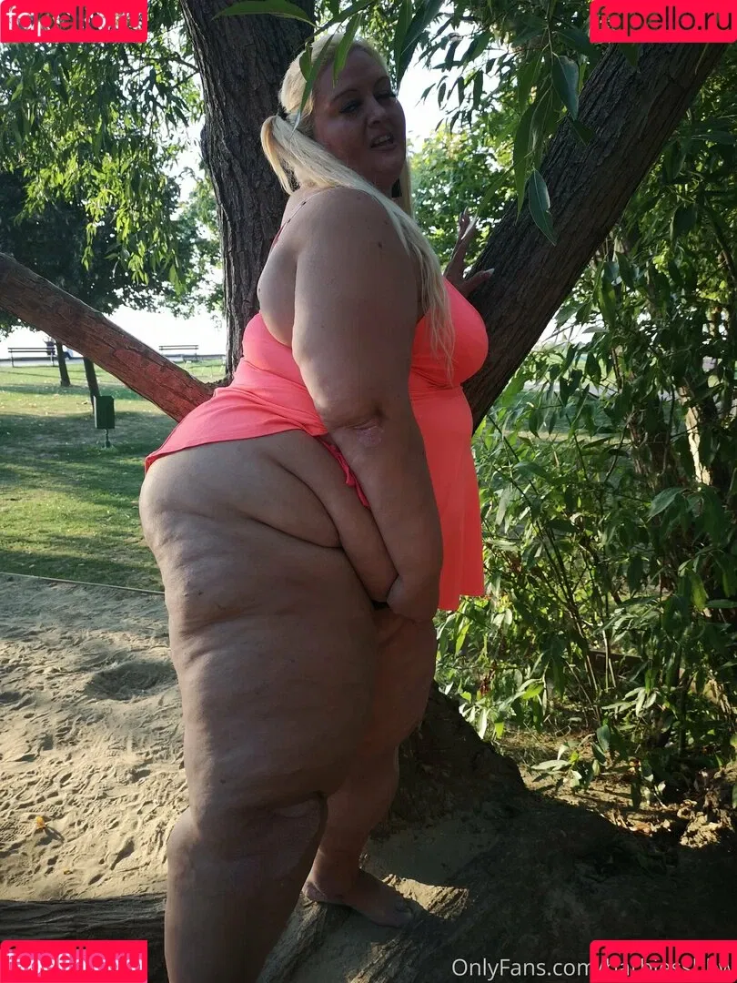 barbiessbbw Onlyfans Photo Gallery 