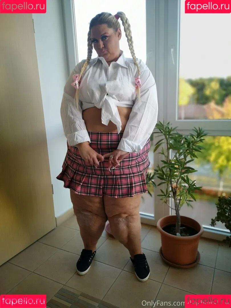 barbiessbbw Onlyfans Photo Gallery 