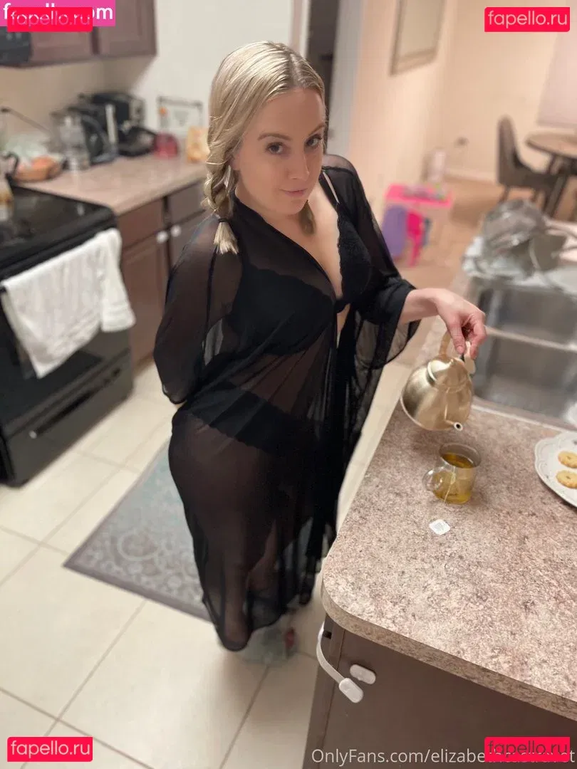 Elizabeth Castravet Onlyfans Photo Gallery 